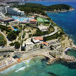 https://sealight-resort-hotel.kusadasihotels.org